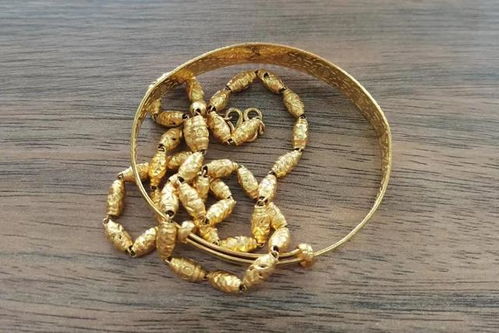 小心！戴首饰的7个危险动作，搞不好你的黄金就这么丢了