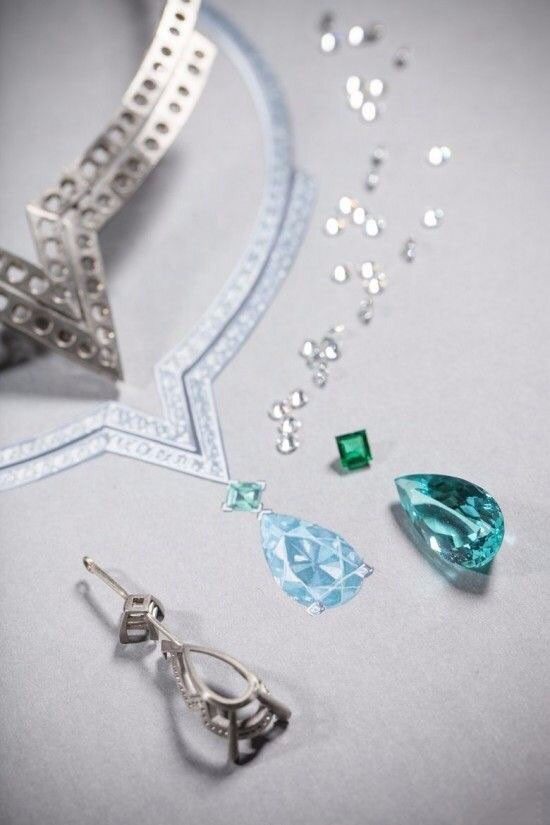 从手绘到闪耀 珠宝首饰的艺术蜕变之旅